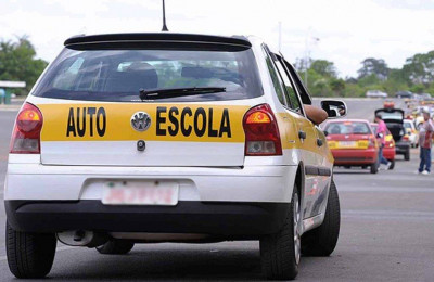 Autoescolas estão autorizadas retornar atividades presenciais no Piauí